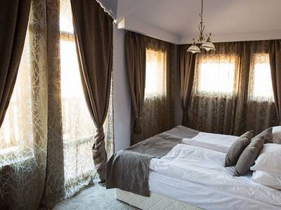 Seven Seasons Hotel And Spa