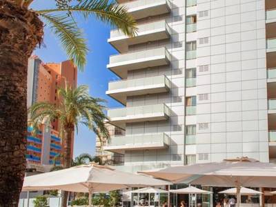 RH Royal - Erwachsenenhotel