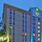 Holiday Inn Express Hotel & Suites Atlanta N-Perimeter Mall Area