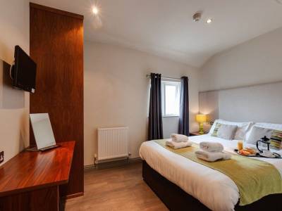 Base Serviced Apartments - City Road