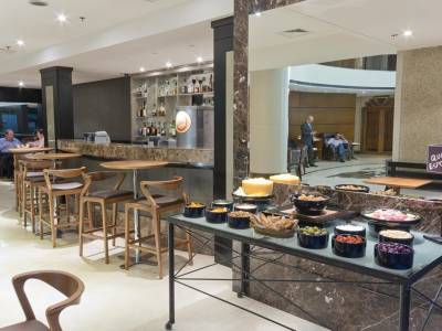 Estanplaza Funchal Faria Lima