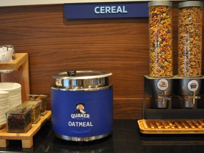 Holiday Inn Express And Suites Calgary South