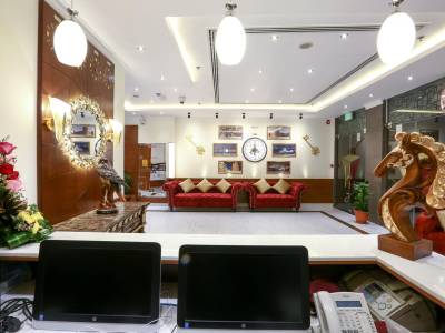 La Villa Suites Hotel