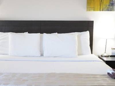 Magnuson Hotel Niagara Falls