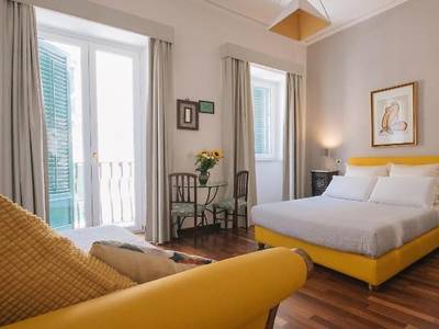 Boutique B and B Vintage