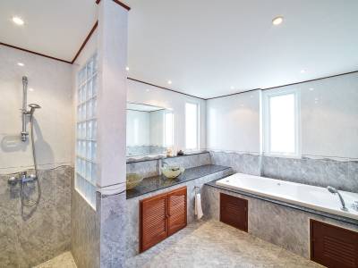 Surin Sabai Condominium