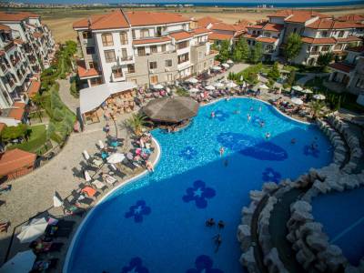 Vineyards Resort & Spa