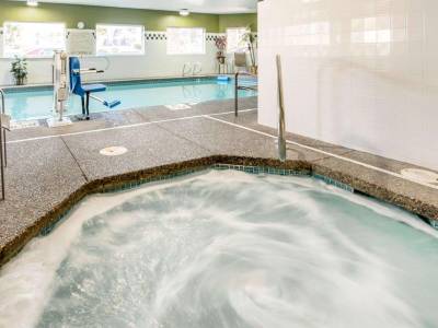 Comfort Inn & Suites Portland Airport