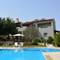 Villa Elianthos