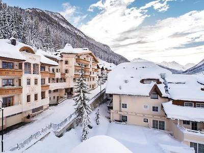 Hotel Alpvita Piz Tasna