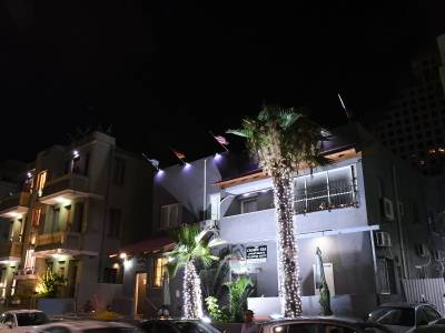 Crown Sea Apartments