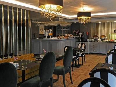 Le Petit Palace Hotel