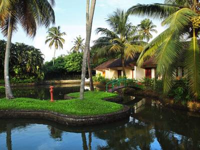 Abad Whispering Palms