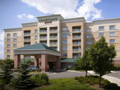 Courtyard by Marriott Toronto Vaughan