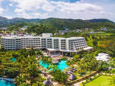 Mövenpick Resort & Spa Karon Beach