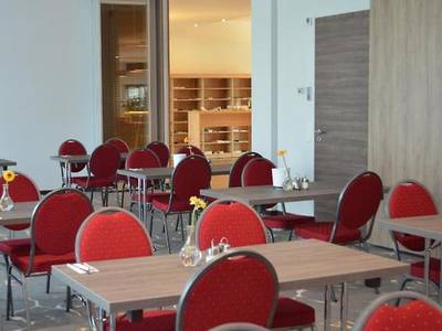 Best Western Plus Marina Star