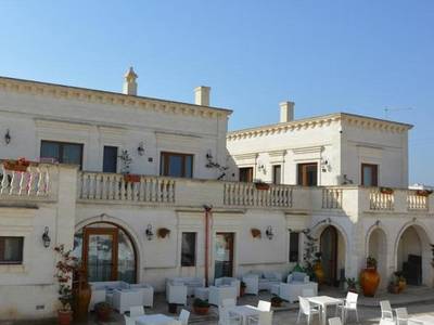 Agriturismo I Pozzetti & Agriturismo Masseria San Leonardo