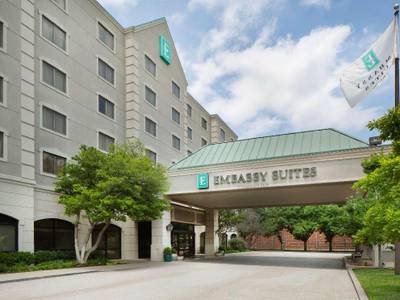Embassy Suites Dallas - Near the Galleria