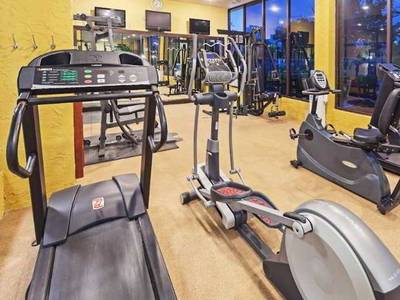 Crowne Plaza Suites Houston - Near Sugar Land