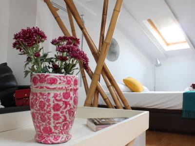 Life Apartments Calderon