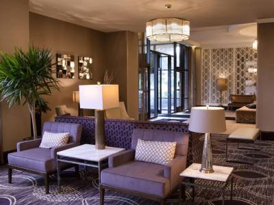 DoubleTree by Hilton Hotel Minneapolis North