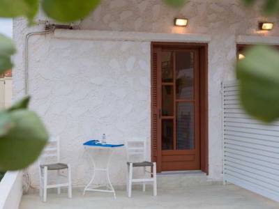 Filoxenia Studios and Apartments