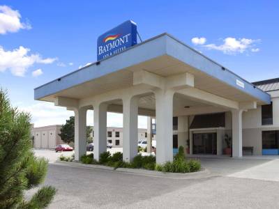 Baymont Inn & Suites Hays (Foto)