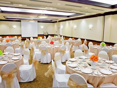 Radisson Toronto East