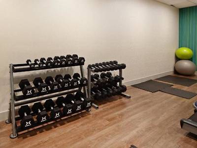 Holiday Inn Express & Suites Rancho Mirage