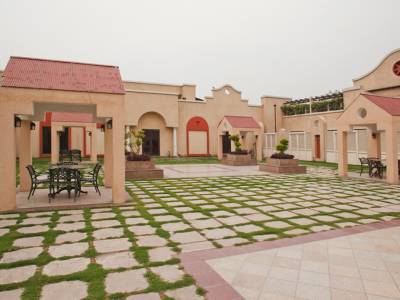 Tivoli Garden Resort