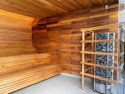 Strand Spa & Conference Hotel