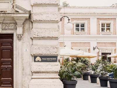 Hotel Metro 900