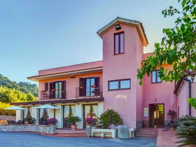 Gole Alcantara Botanical - La Casa Delle Monache