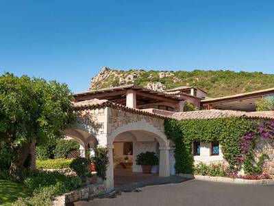 Villa del Golfo Lifestyle Resort