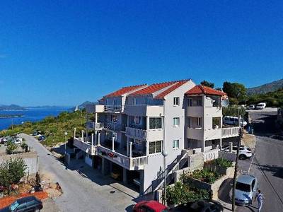 Apartments Villa Dadic