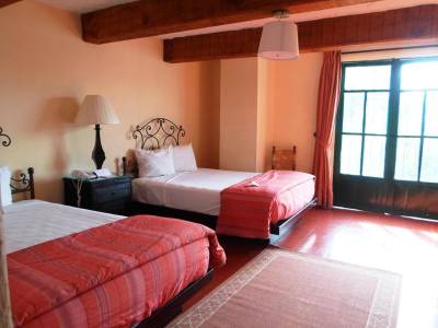 Hotel Monteverde Best Inn