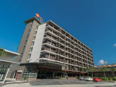 New Square Patong Hotel