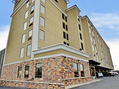 Best Western Plus Newark Airport West