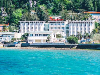 Barbara Piran Beach Hotel & Spa