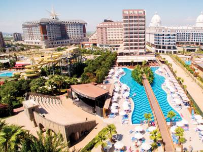 Saturn Palace Resort