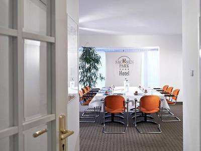Sachsenpark-Hotel