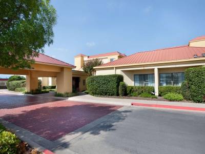 La Quinta Inn & Suites Austin Round Rock North