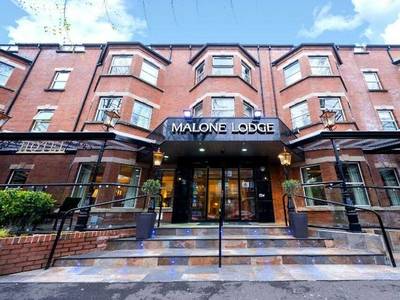 Malone Lodge Hotel & Apartments