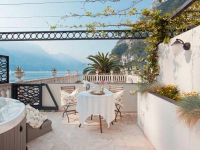 Bellavista Hotel Deluxe Apartments