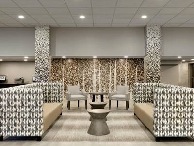 Holiday Inn Express Williamsbrg Busch Gardens Area