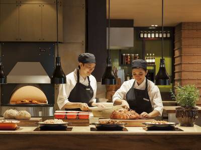 New World Makati Hotel