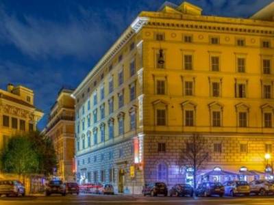 Hotel Canada by Best Western Premier Collection