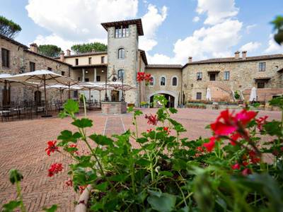 Castel Monastero Borgo Monastero & La Selva