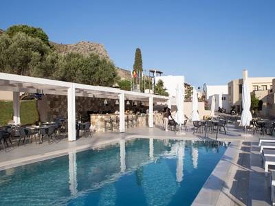 Sundance App. & Suites - Time To Smile