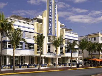 Hotel Breakwater South Beach